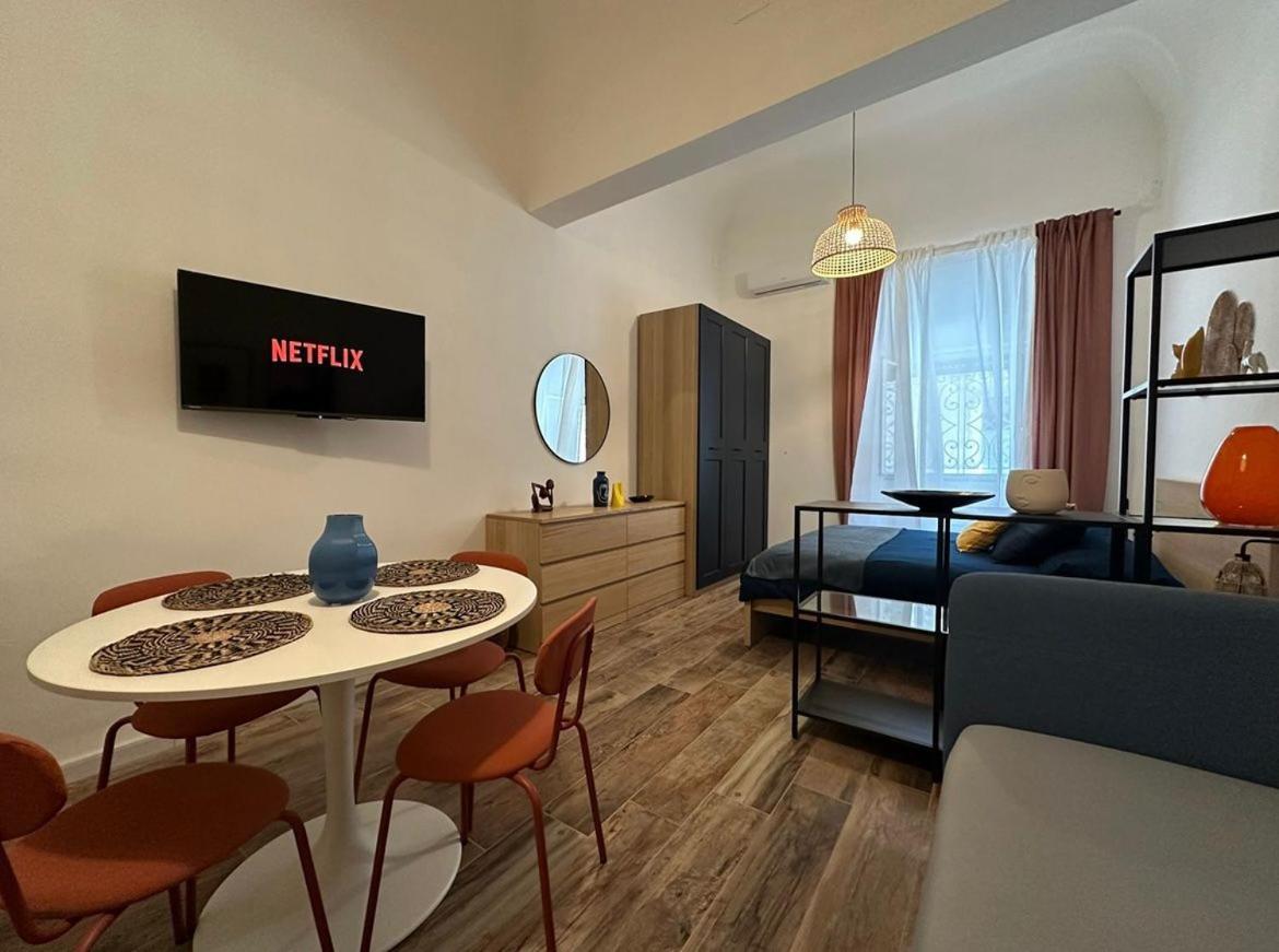 Etna Charme Apartment Catánia Buitenkant foto