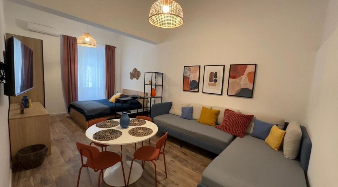 Etna Charme Apartment Catánia Buitenkant foto
